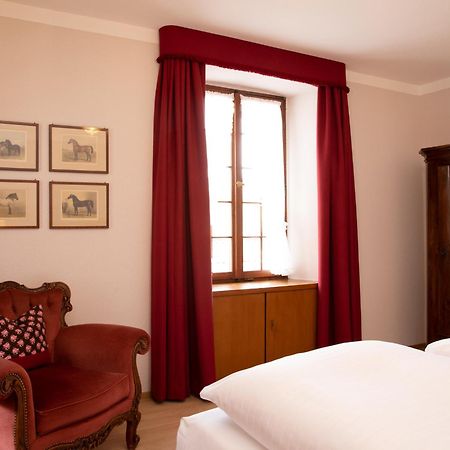 Hotel Gasthaus Adler グロッタータール エクステリア 写真