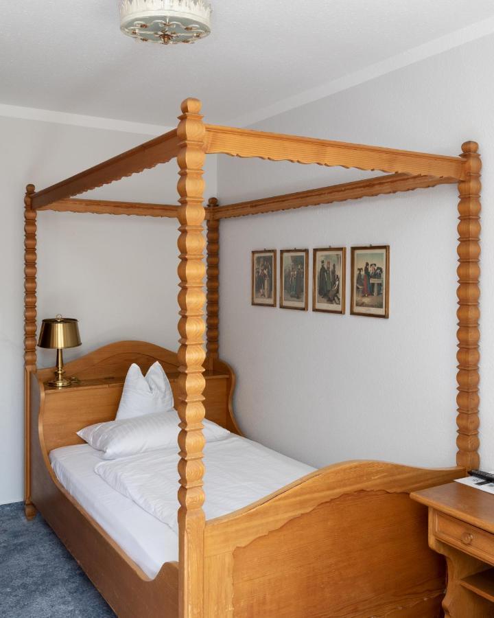 Hotel Gasthaus Adler グロッタータール エクステリア 写真