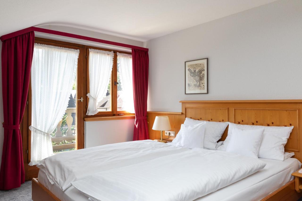 Hotel Gasthaus Adler グロッタータール エクステリア 写真